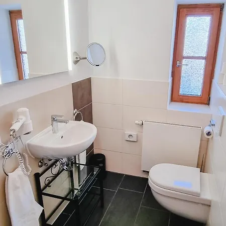 Apartment Schoenes Mit Sauna Im Gruenen Linden (Miesbach)