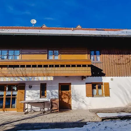 Schoenes Mit Sauna Im Gruenen Apartment